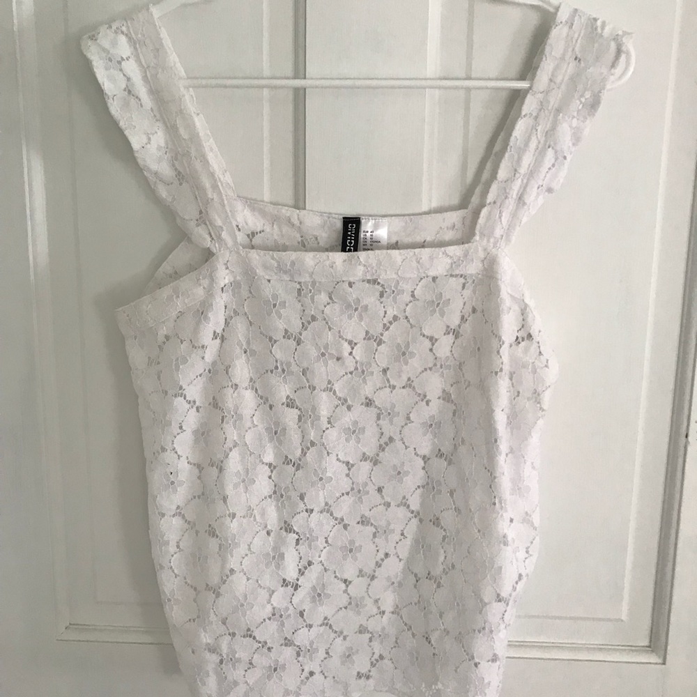 H&M lace tank